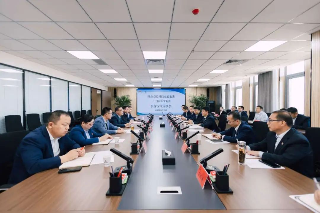 1744943697633331.jpg 2.jpg